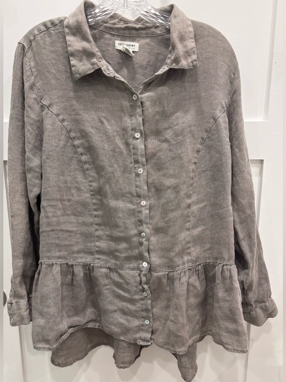Artisan NY Gray 100% Linen Button-Front Peplum Shirt
